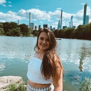 Meet your Posher, Carolyn